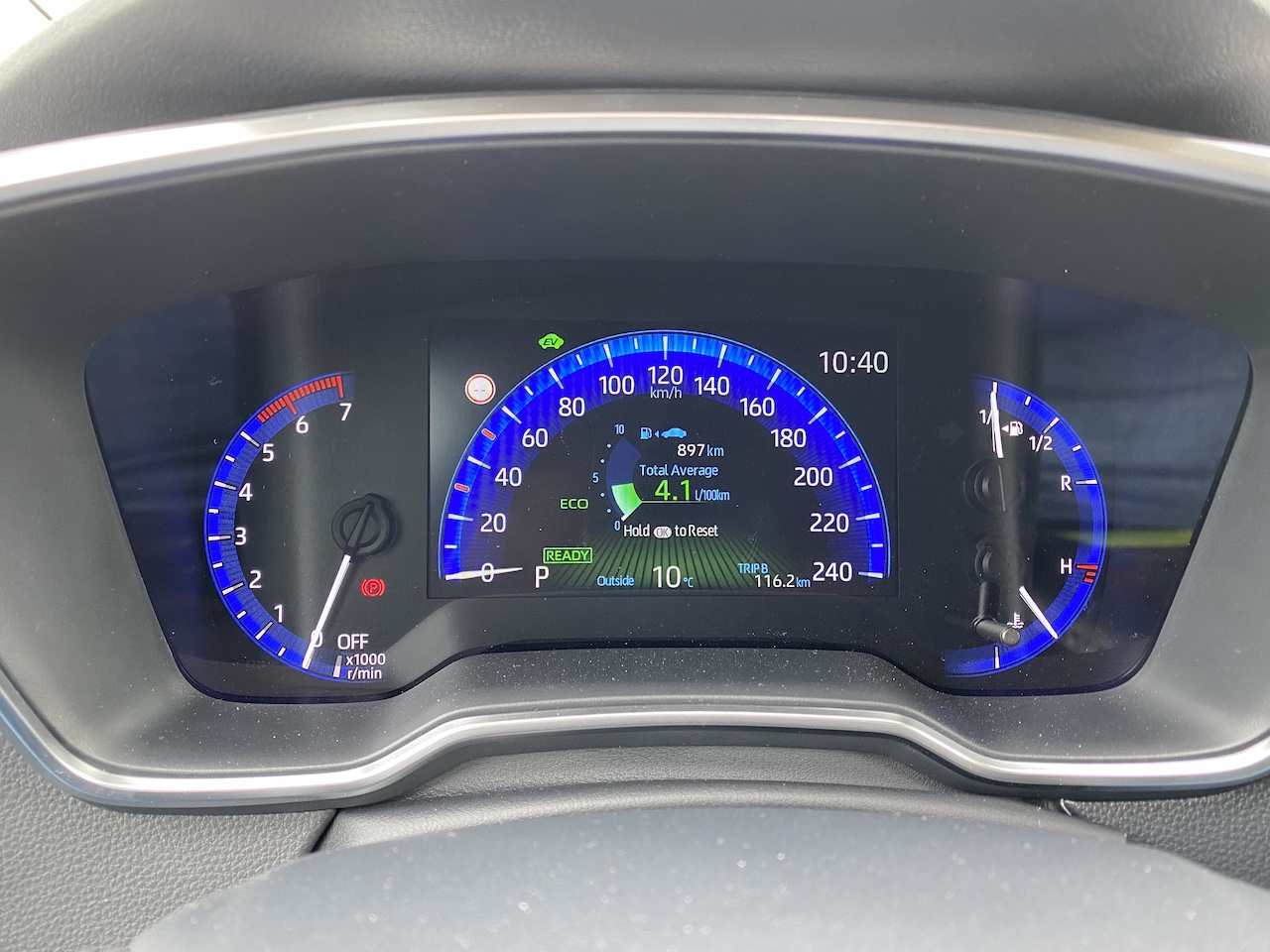 Corolla Hybrid Verbrauch.JPG