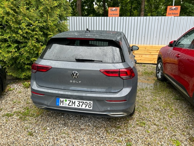 VW Golf (1.5 TSI?) manuell Benzin