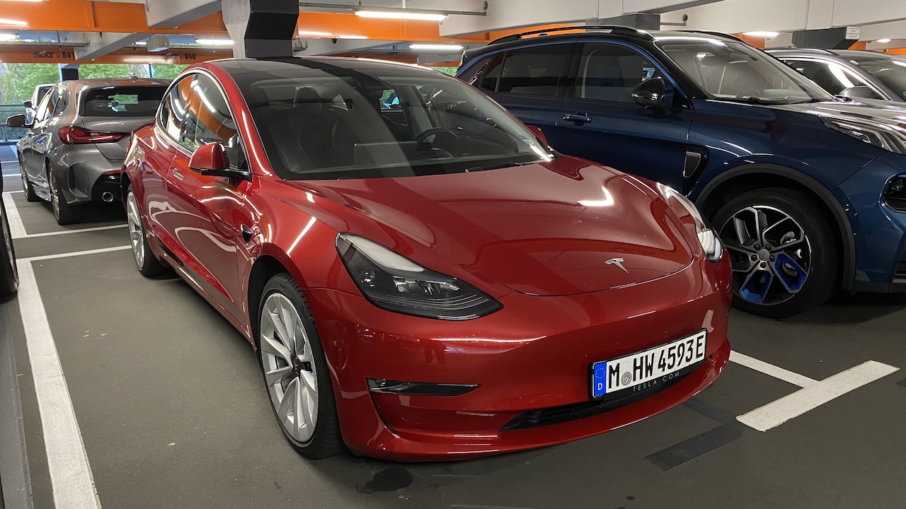 Tesla Model 3 LR.jpg