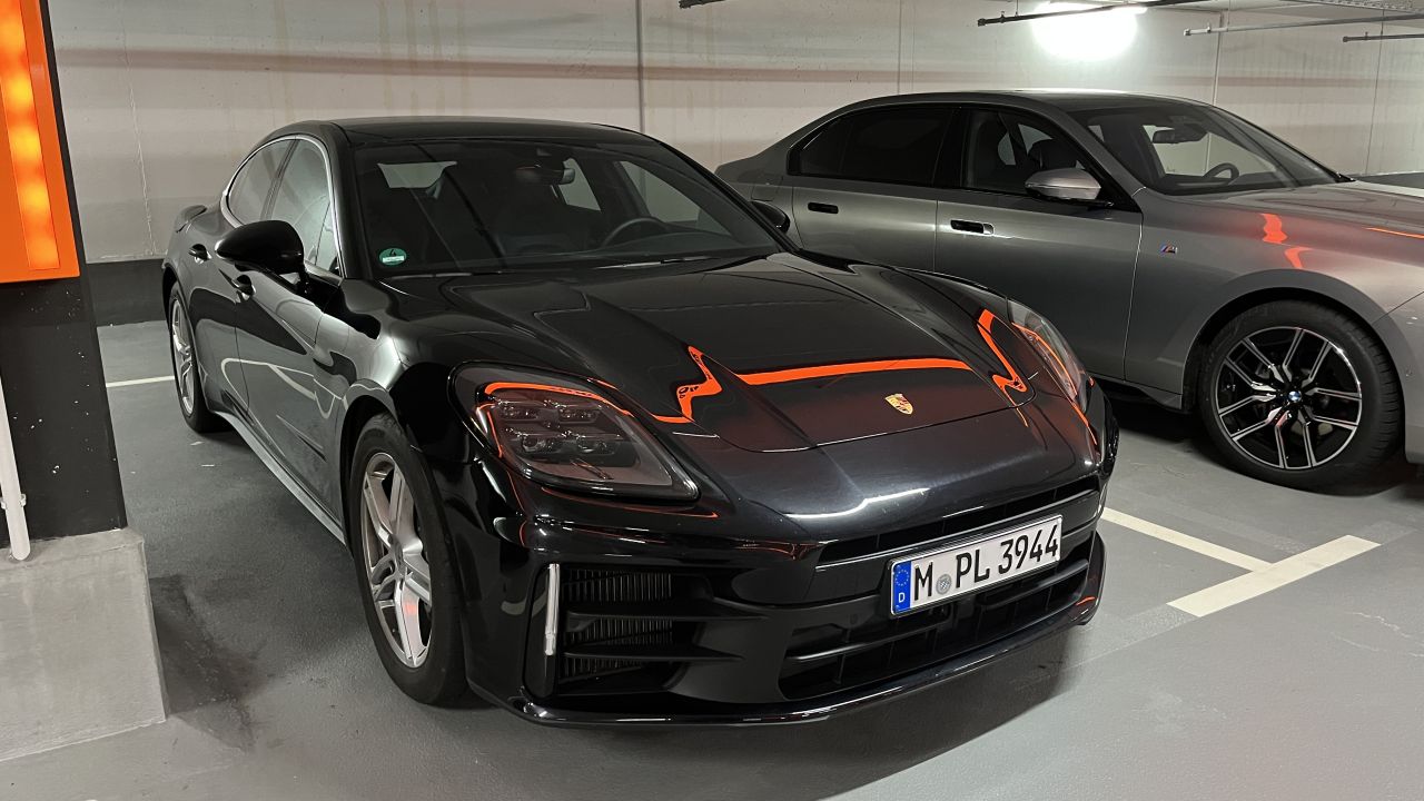 SIXT_004.jpg