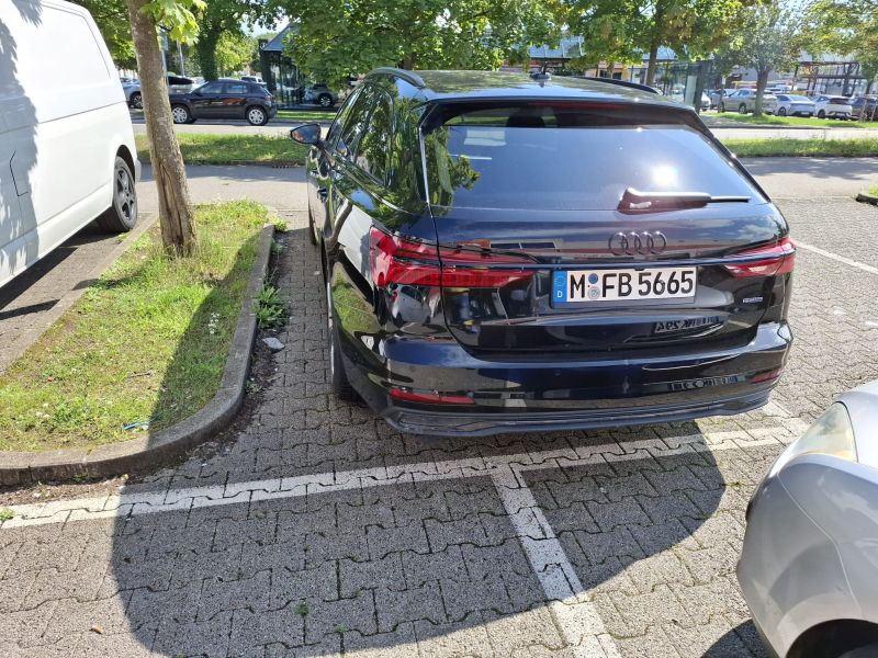 Sixt.jpg