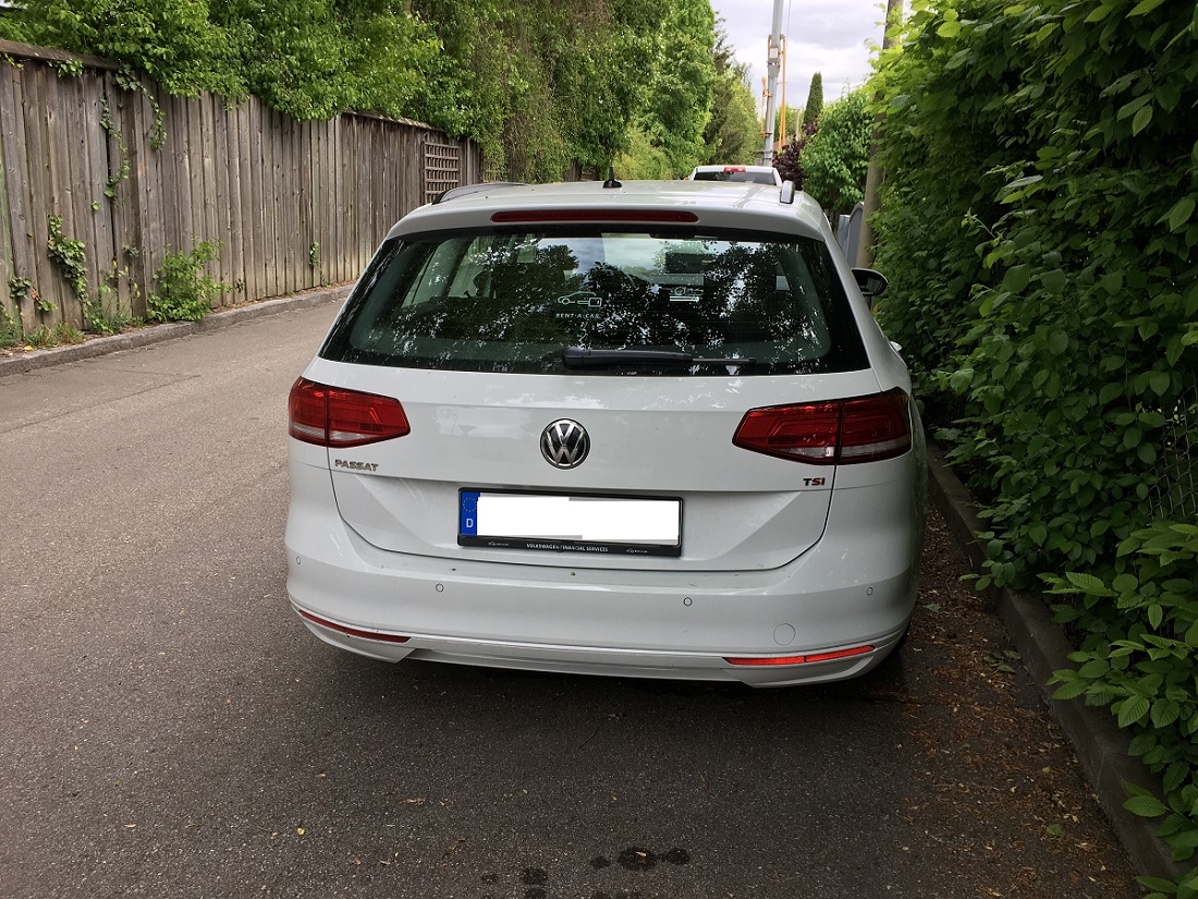 VW Passat Rent-a-car 1.jpg