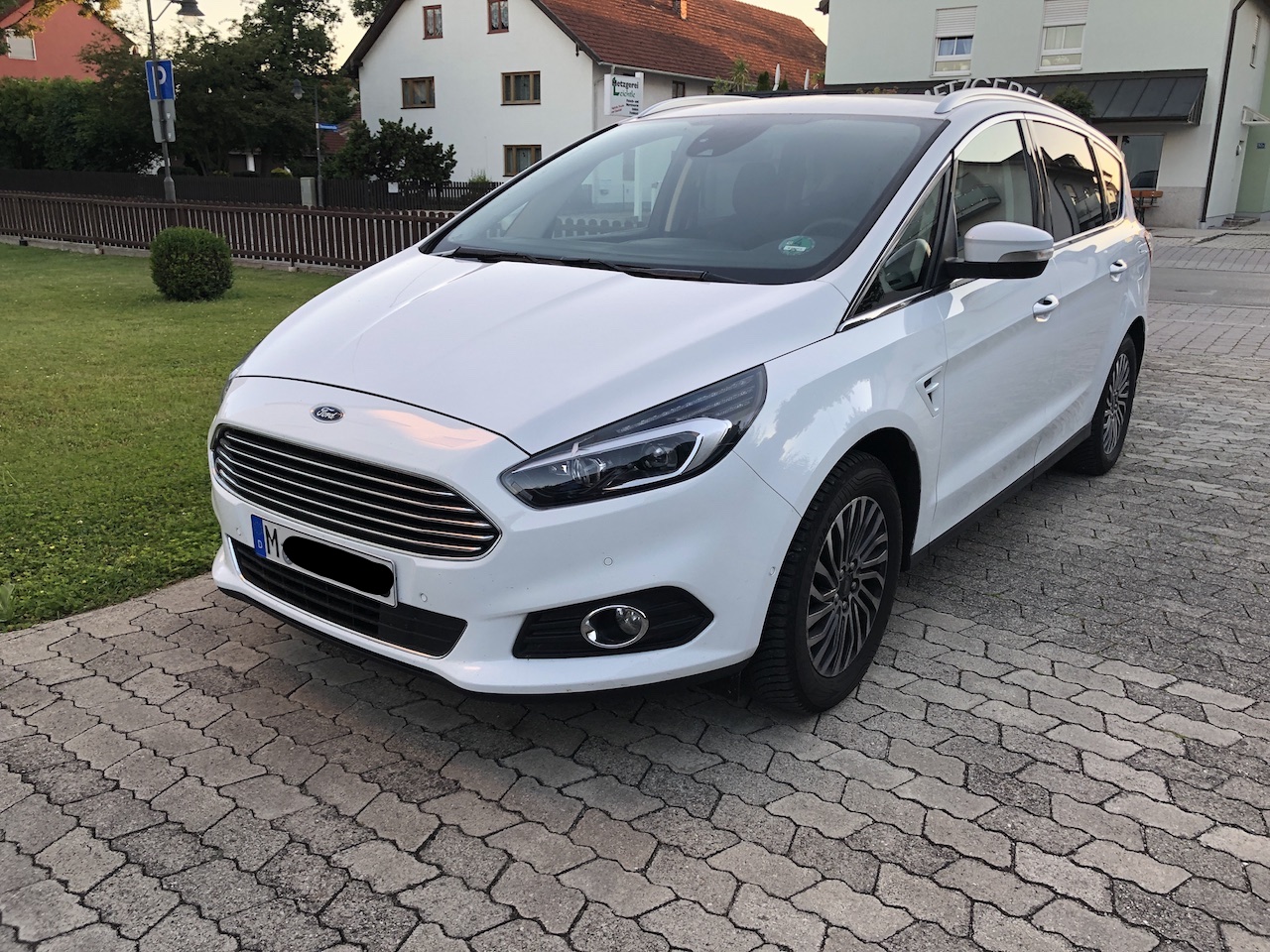Ford S-Max_005.JPG
