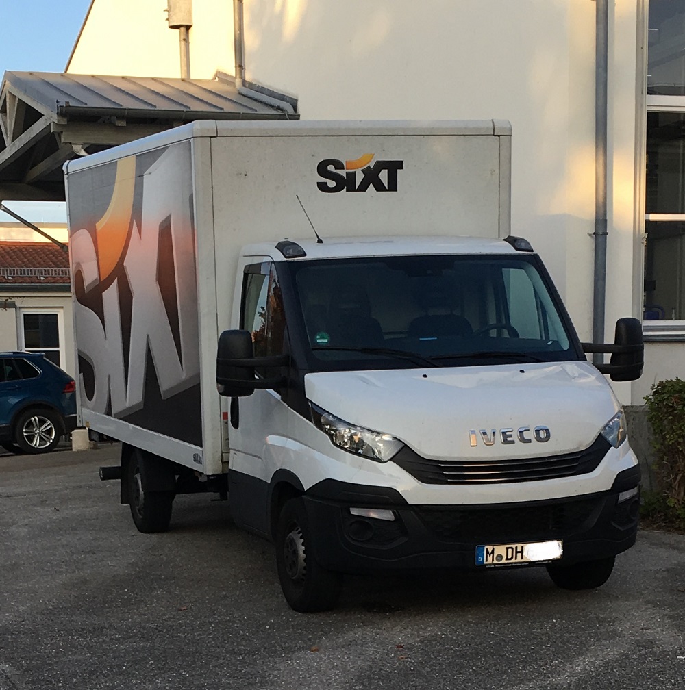 Iveco Daily Sixt.jpg