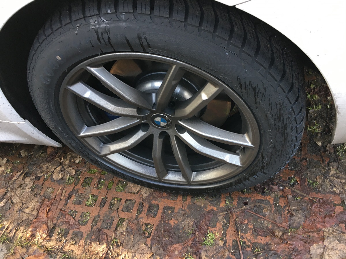 BMW530dxDrive_Rad.jpg
