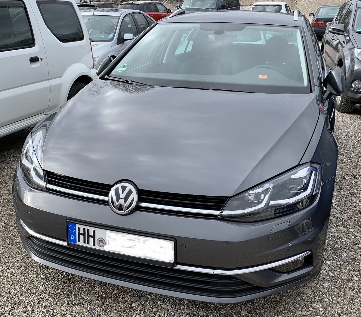 VWGolfVariant_Europcar.jpg