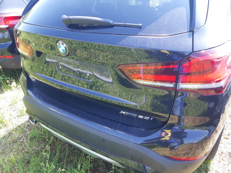 X1 20i.jpg