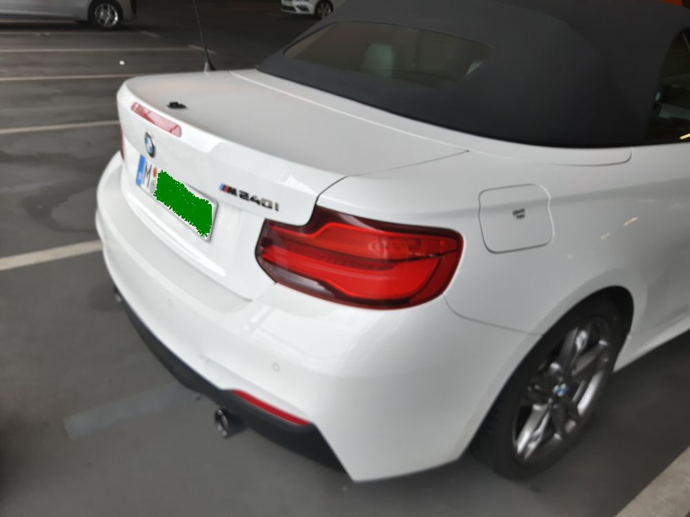 BMW M 240i.jpg