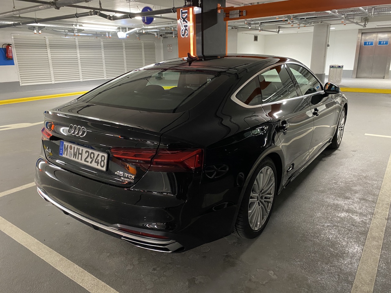 SIXT_A5SB45TDI.JPG