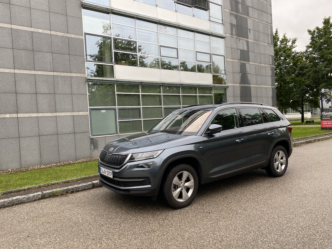 Skoda KODIAQ Ambition.JPG